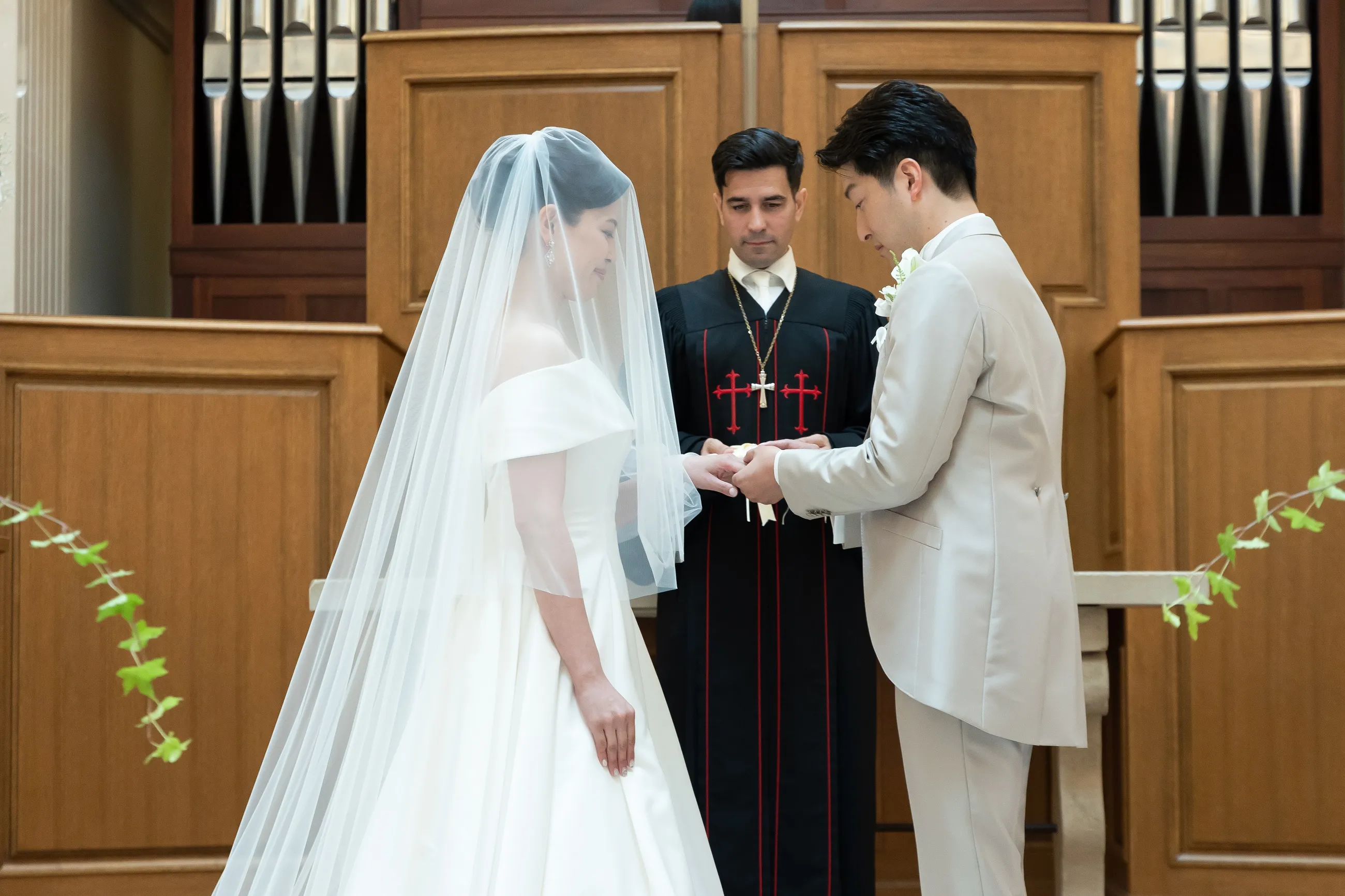 公式】日本の伝統美が息づく絢爛豪華な和装ウエディング 公式】日本の伝統美が息づく絢爛豪華な和装ウエディング