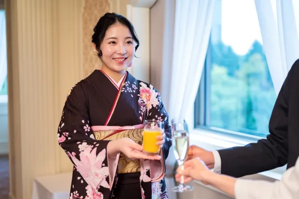 tokyo-banquet-modelcase-seijinnoiwai2025-case1.pdf