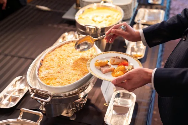 tokyo-banquet-modelcase-reunion